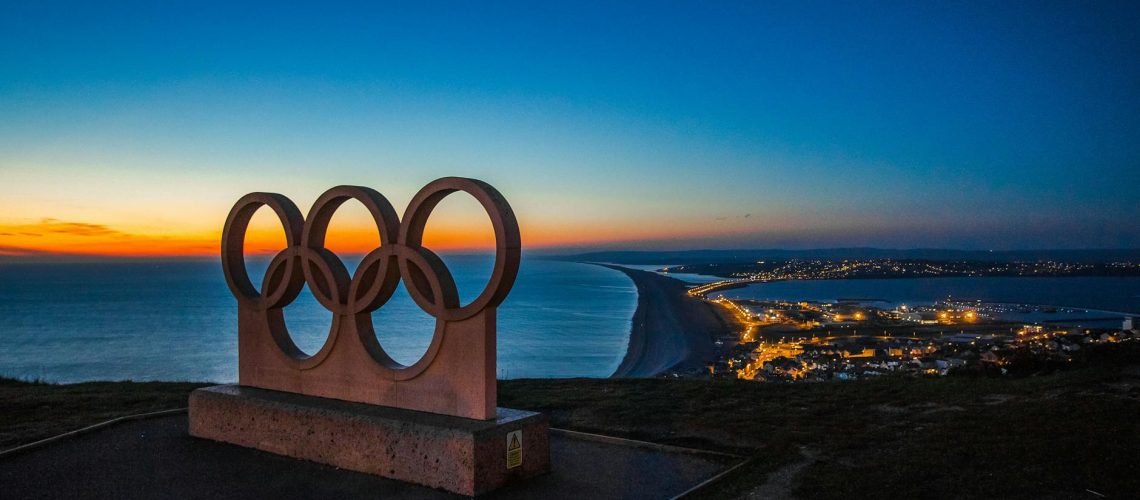 city dawn dusk night